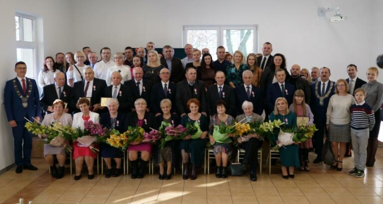 Dziesięć par małżeńskich z terenu gminy Rzeczyca świętowało złote gody.